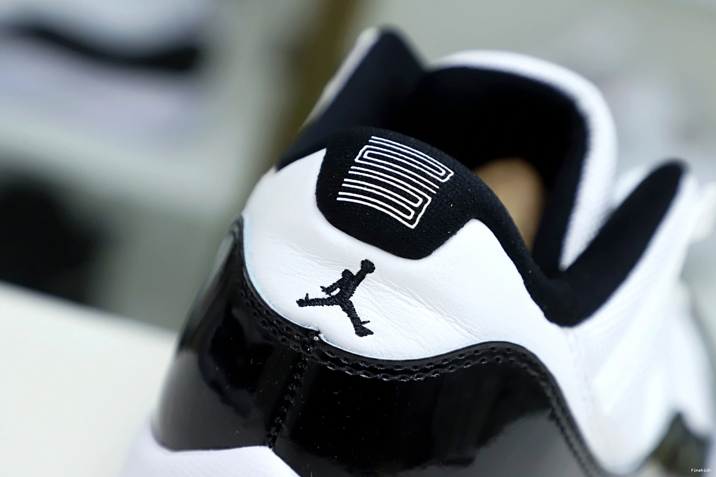 CONCORD RETRO LOW AIR JORDAN 11 0729